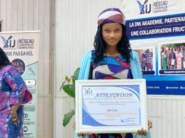 UBICOM honorée pour son engagement digital : Une reconnaissance du RIJ lors du Prix PAXSAHEL